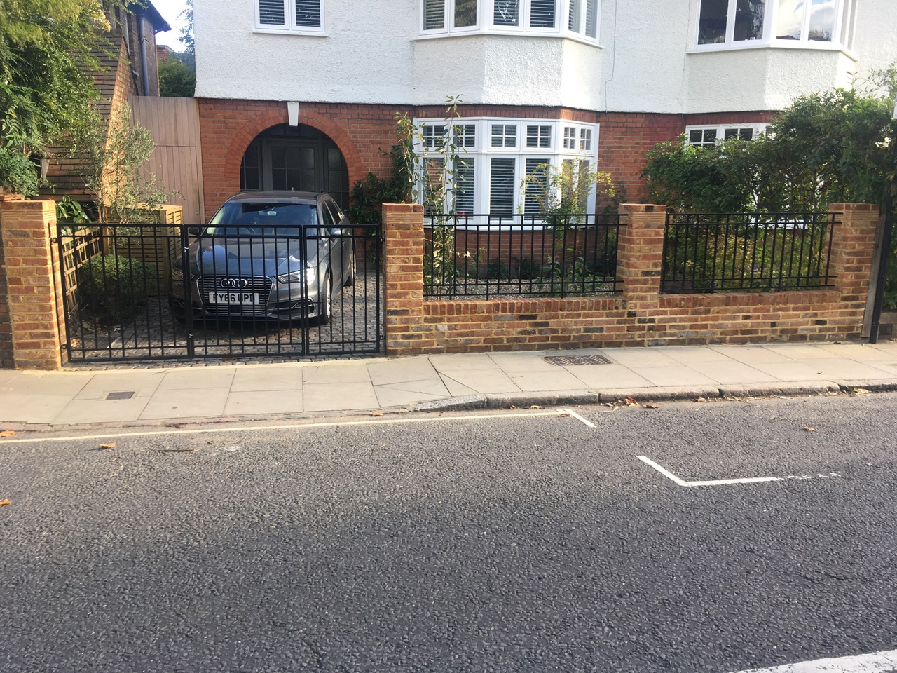 Ashburton Dart - Bi Fold or Tri Fold Gate