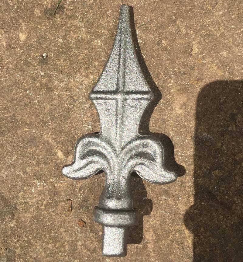 Rail Head - Rail Head - Winged Kite - Cast Iron - Round Base
