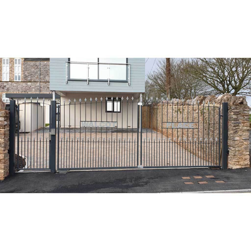 Teignmouth Style - Estate Gates